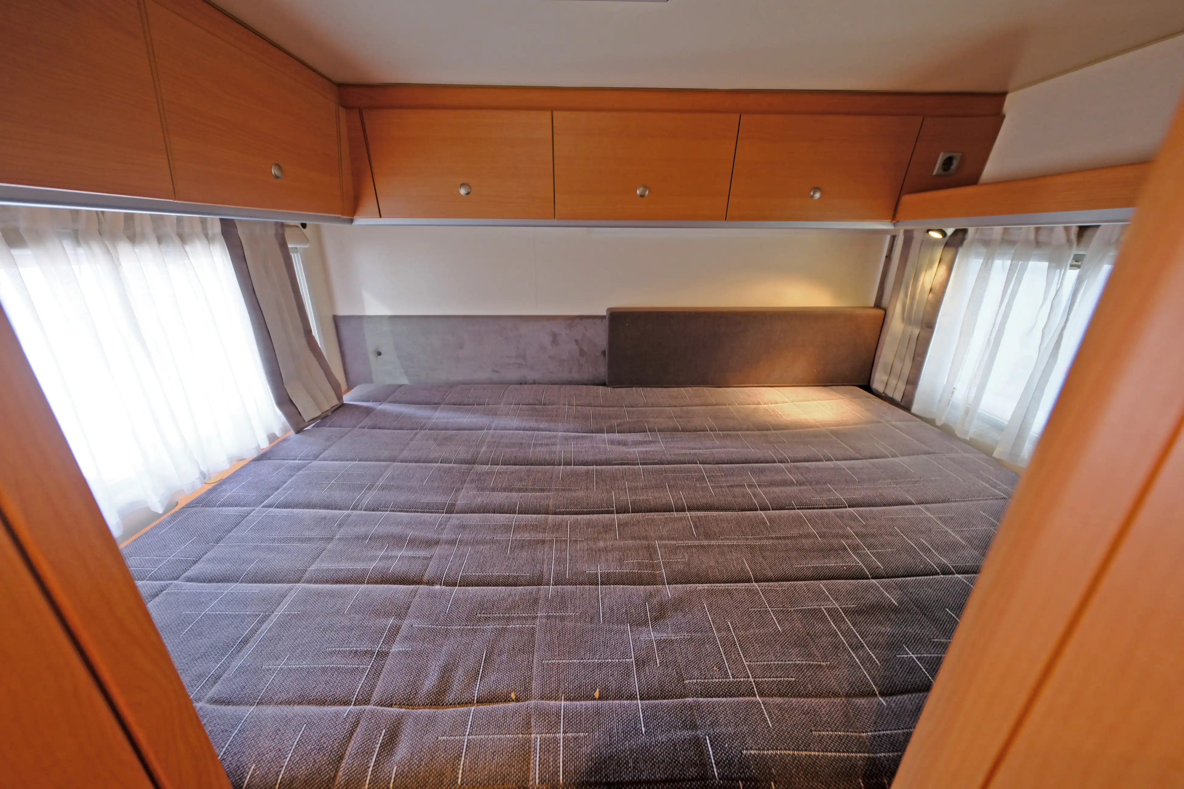 KNAUS Sun Traveller 658 LG